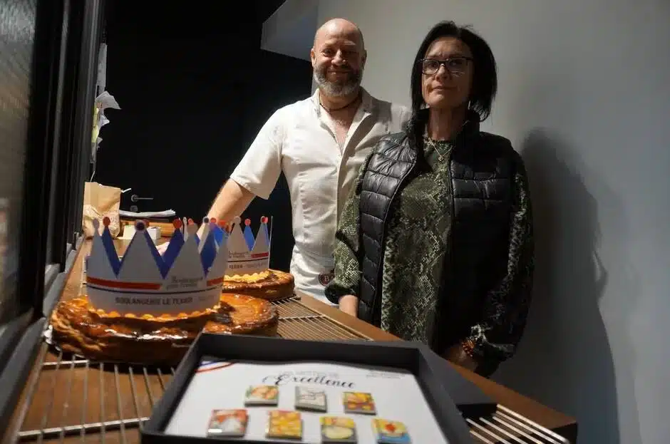 galette-fèves-françaises-porcelaine